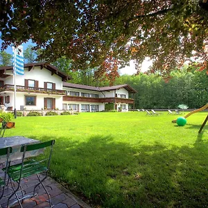 https://haus-waldesruh.com-bavaria.com
